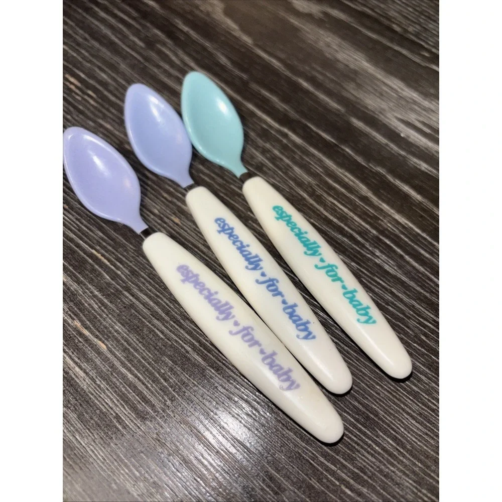 ESPECIALLY FOR BABY Heat Sensing, Color Change Soft Tip Spoon. Set of 3